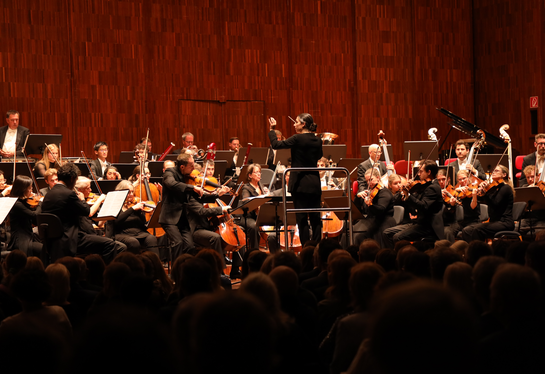 Meisterkonzert | WDR Sinfonieorchester, Marie Jacquot, Antoine Tamestit, Iveta Apkalna